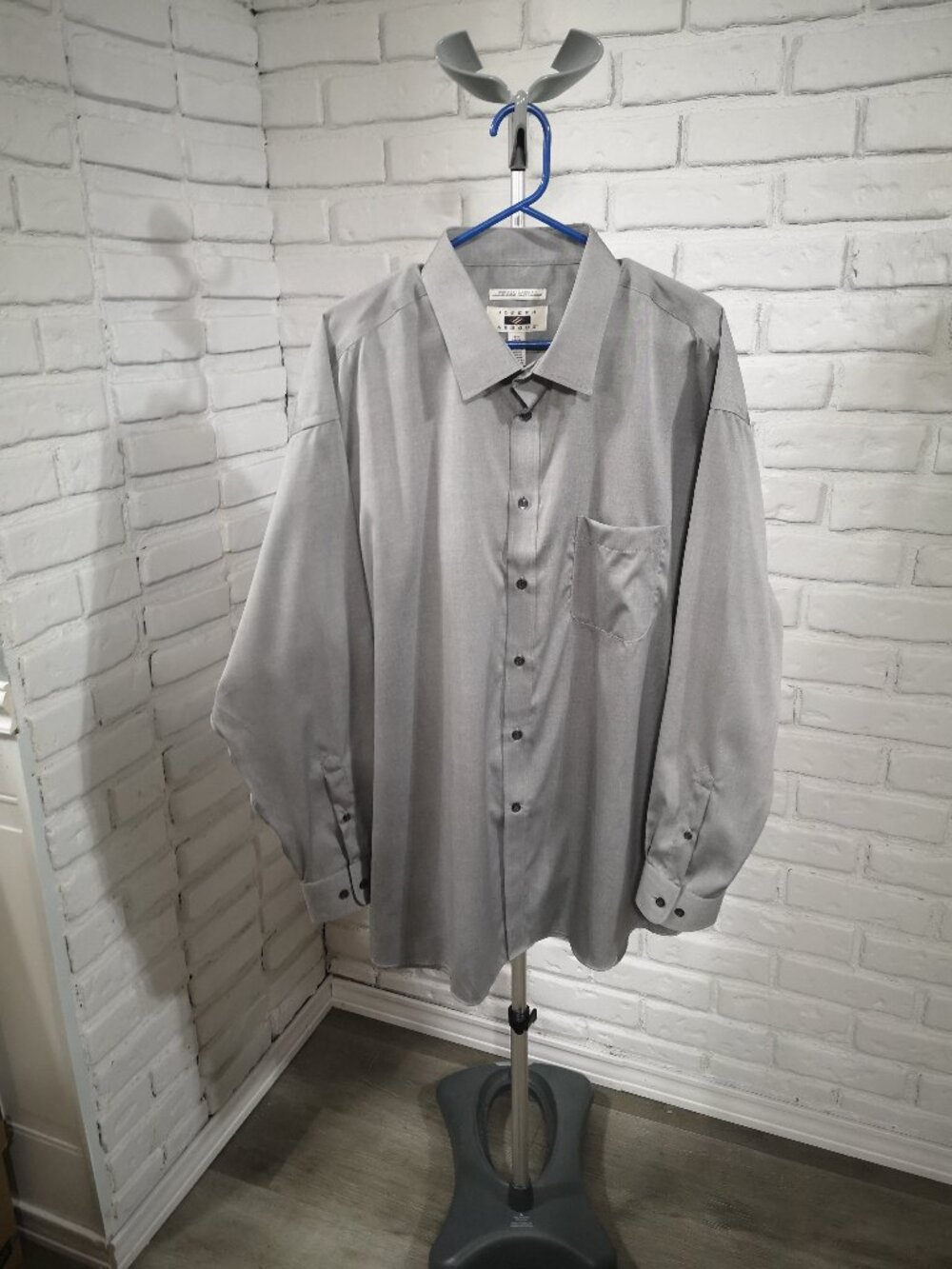 Joseph Abboud NWOT Size 18.5 Grey Non Iron Classic Fit Egyptian Cotton Shirt